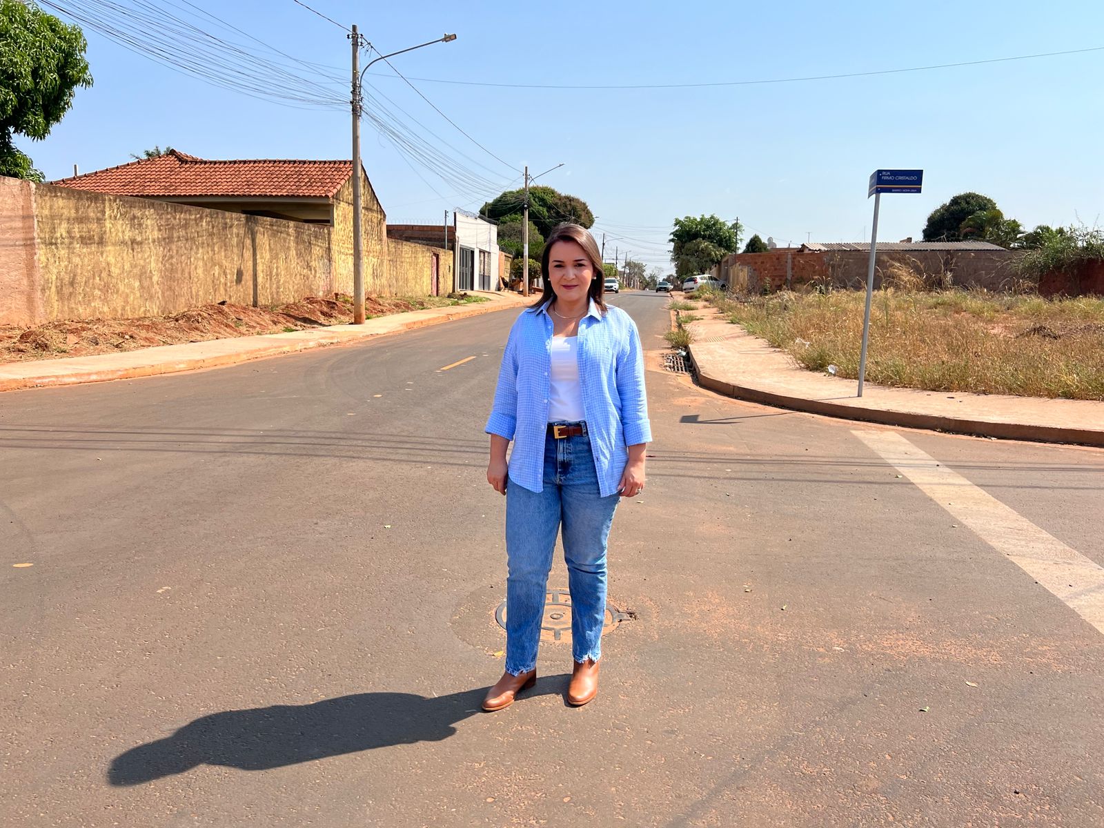 Adriane Lopes (PP) fez dos bairros o seu gabinete e esteve próxima da população levando serviços e atendimentos às sete regiões