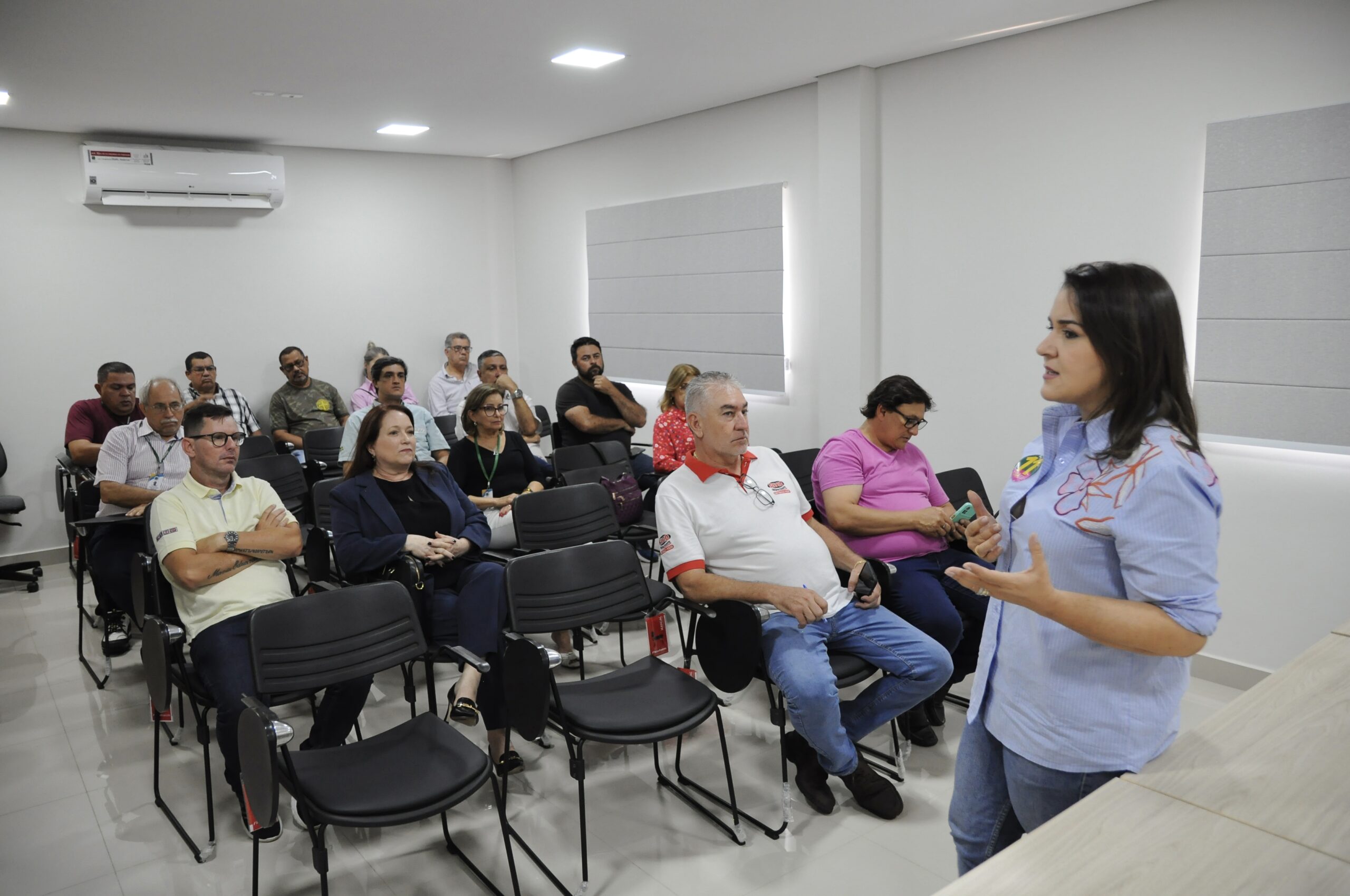 Em reunião com despachantes, Adriane (PP) reforça ações para desburocratizar e facilitar acesso a serviços públicos